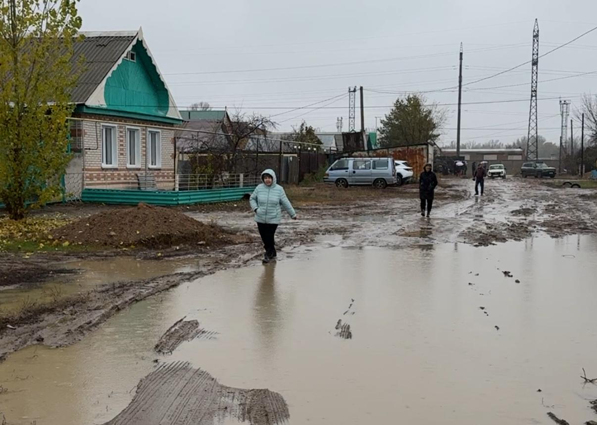 Коминтерн, Зачаганск. Фото Медета МЕДРЕСОВА