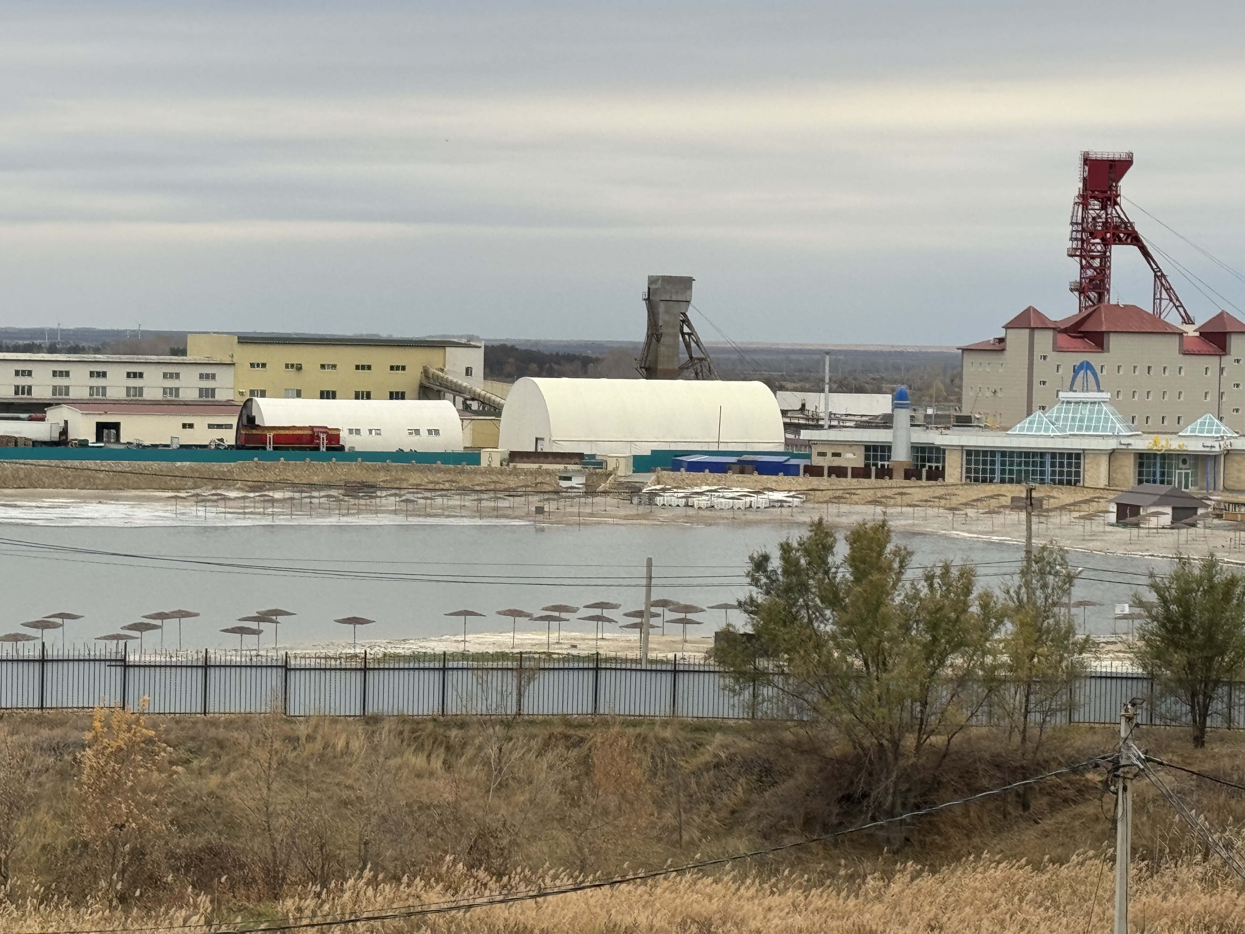 Солёные озёра Соль-Илецка