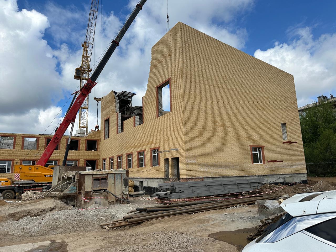 На каком этапе строительства СОШ №8 в Уральске